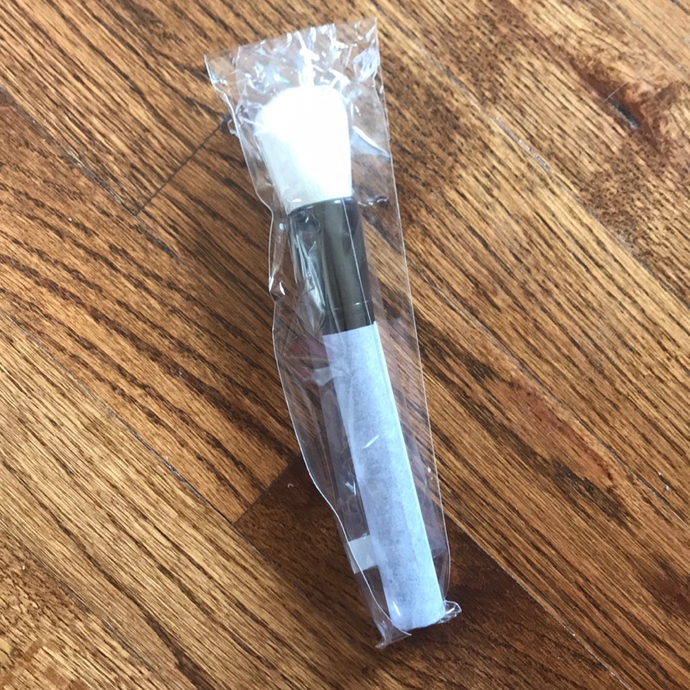 Kevyn Aucoin Loose Powder Brush